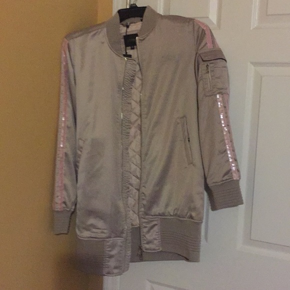 Guess Jackets & Blazers - Guess beautiful jacket